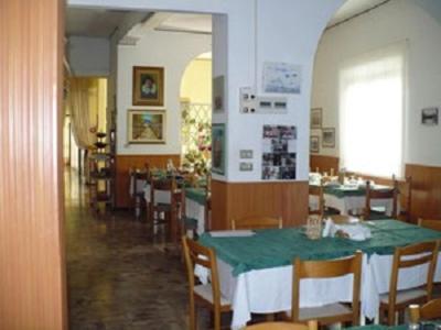 Albergo Villa-Brandi --- Pensione Completa --- Белариа-Игеа Марина Екстериор снимка